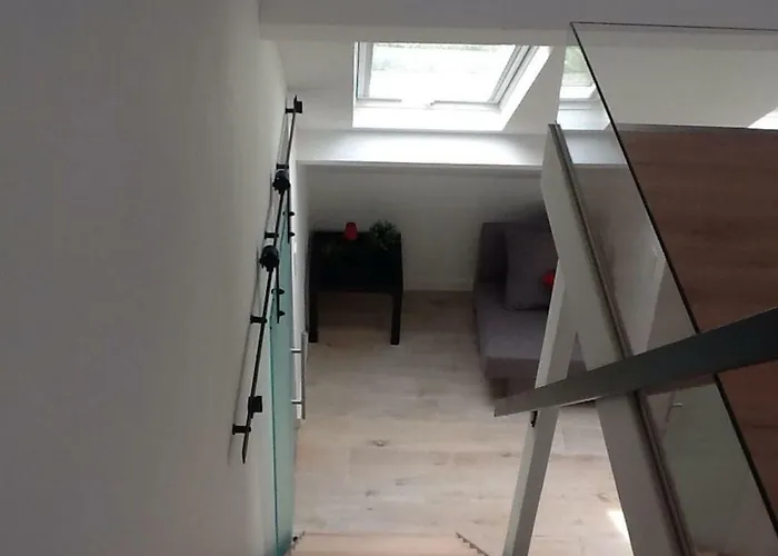 Akker Duplex
